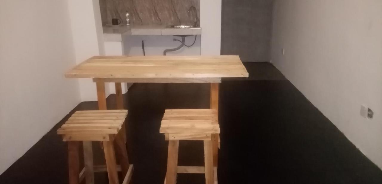 450-33 First Floor * Kolombo